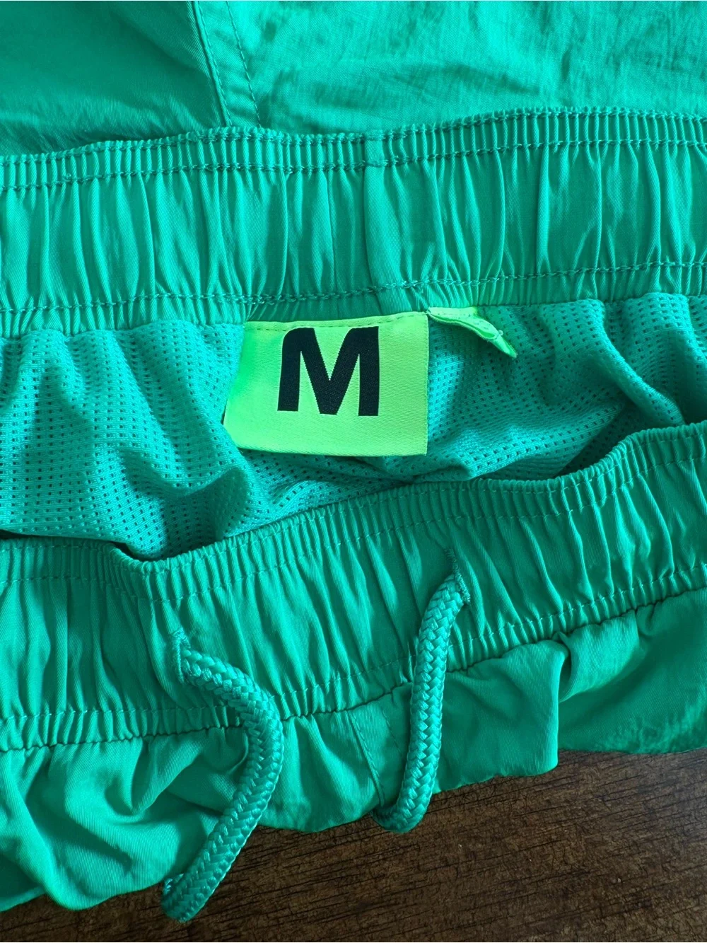Supervsn Studio Green Astronaut Athletic Drawstring Swim Shorts Men’s Medium